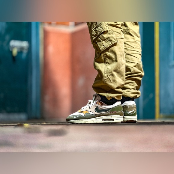 Meet your Posher, AMJ - Picture 13 of 16